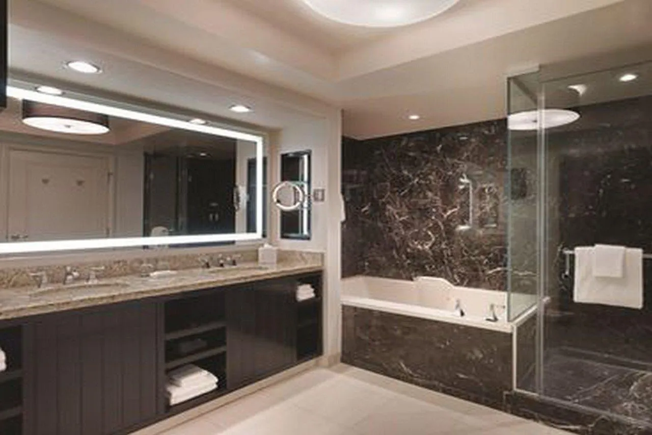 The W Las Vegas At Mandalay Bay By Suiteness